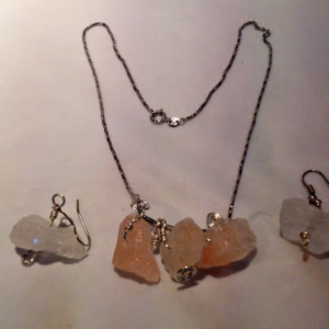 himalayan-salt-jewelry-pendant-and-ear-rings