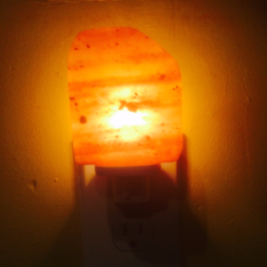 pure-himalayan-salt-night-lightcontaining-84-trace-mineralshand-made-1